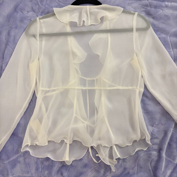 Aritzia Wilfred Frenchy Blouse in White - Picture 6 of 11